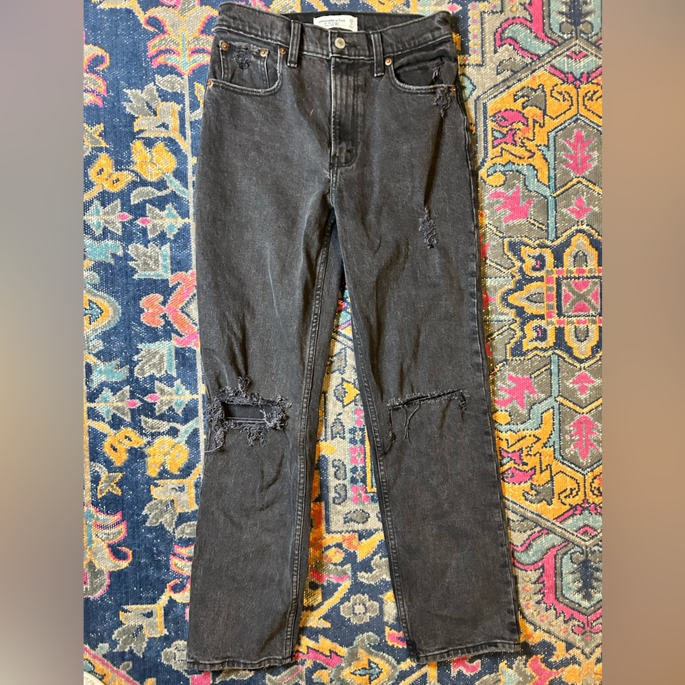 Abercrombie &Fitch The 90s Straight Ultra High Rise Jean